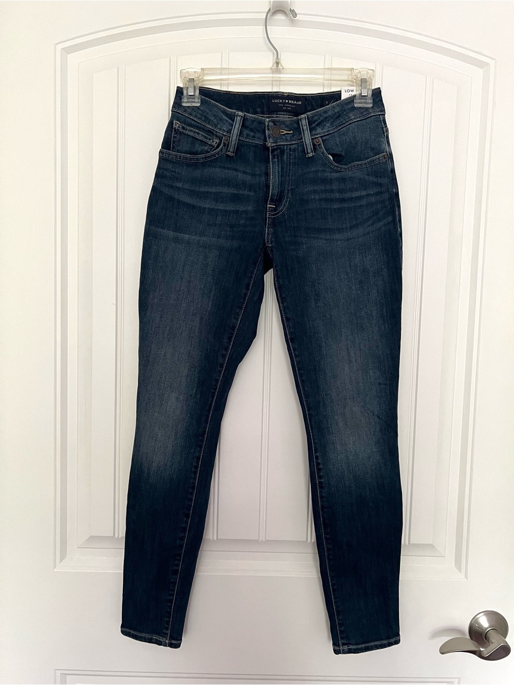 Lucky Brand Women's Dark Blue Skinny Jeans NWT